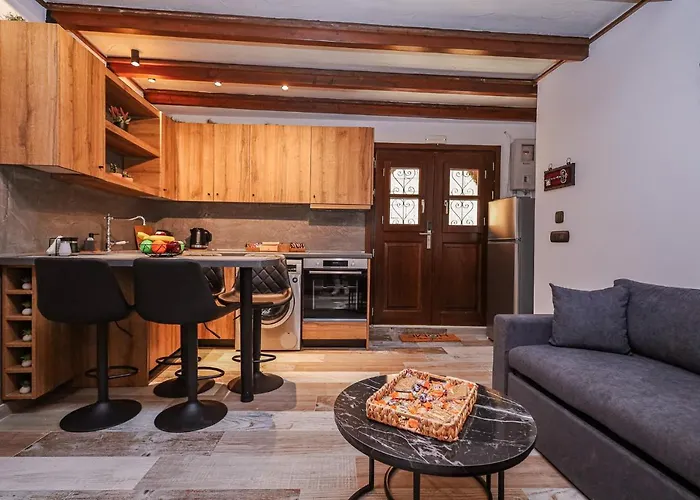 Medieval Apartment Estiva
